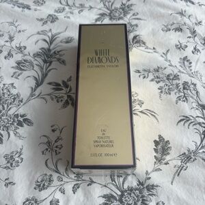 Elizabeth Taylor White Diamonds BNIB